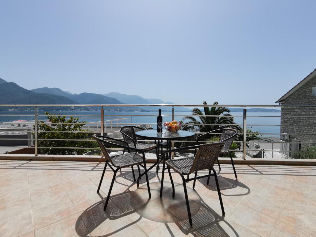 Apartments Apple Cat Montenegro Ko Bijela Exterior photo
