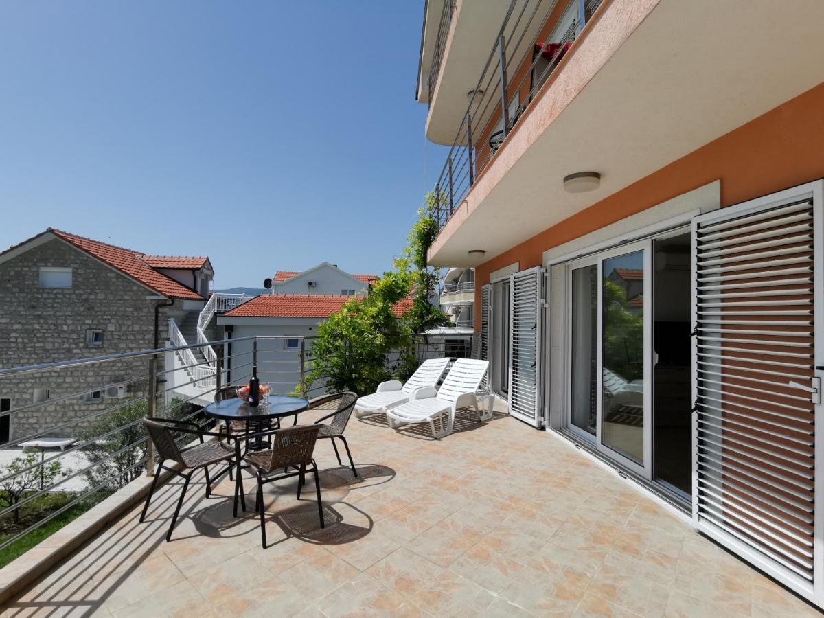 Apartments Apple Cat Montenegro Ko Bijela Exterior photo