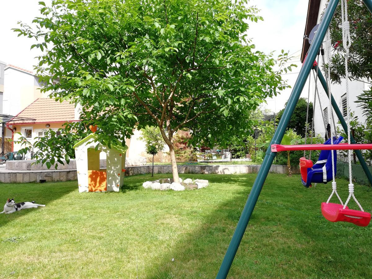 Apartments Apple Cat Montenegro Ko Bijela Exterior photo