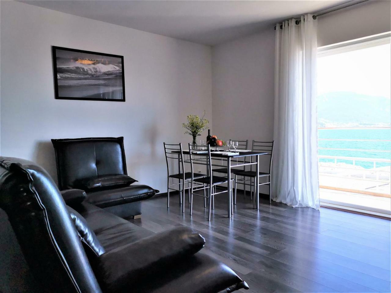 Apartments Apple Cat Montenegro Ko Bijela Exterior photo