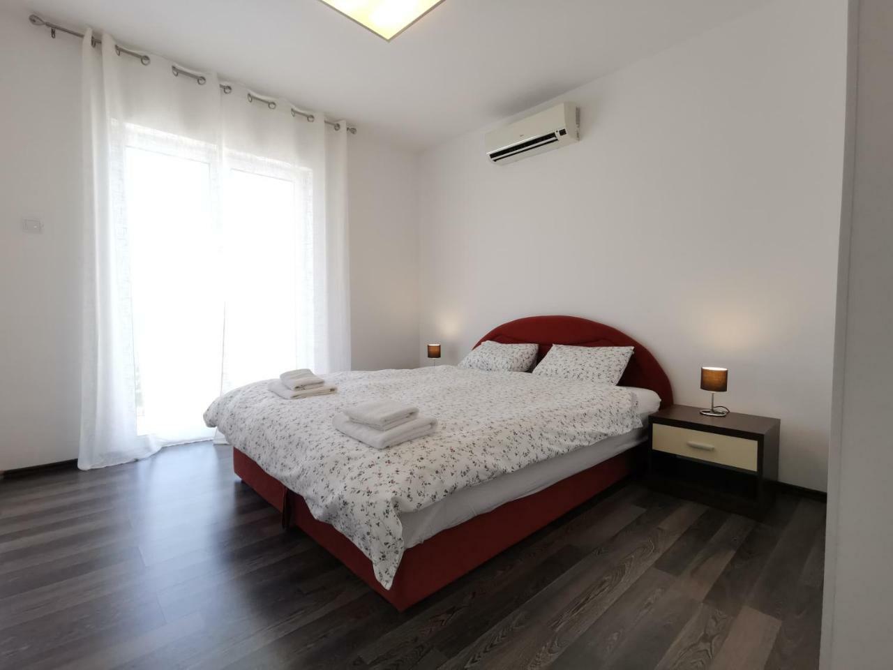 Apartments Apple Cat Montenegro Ko Bijela Exterior photo